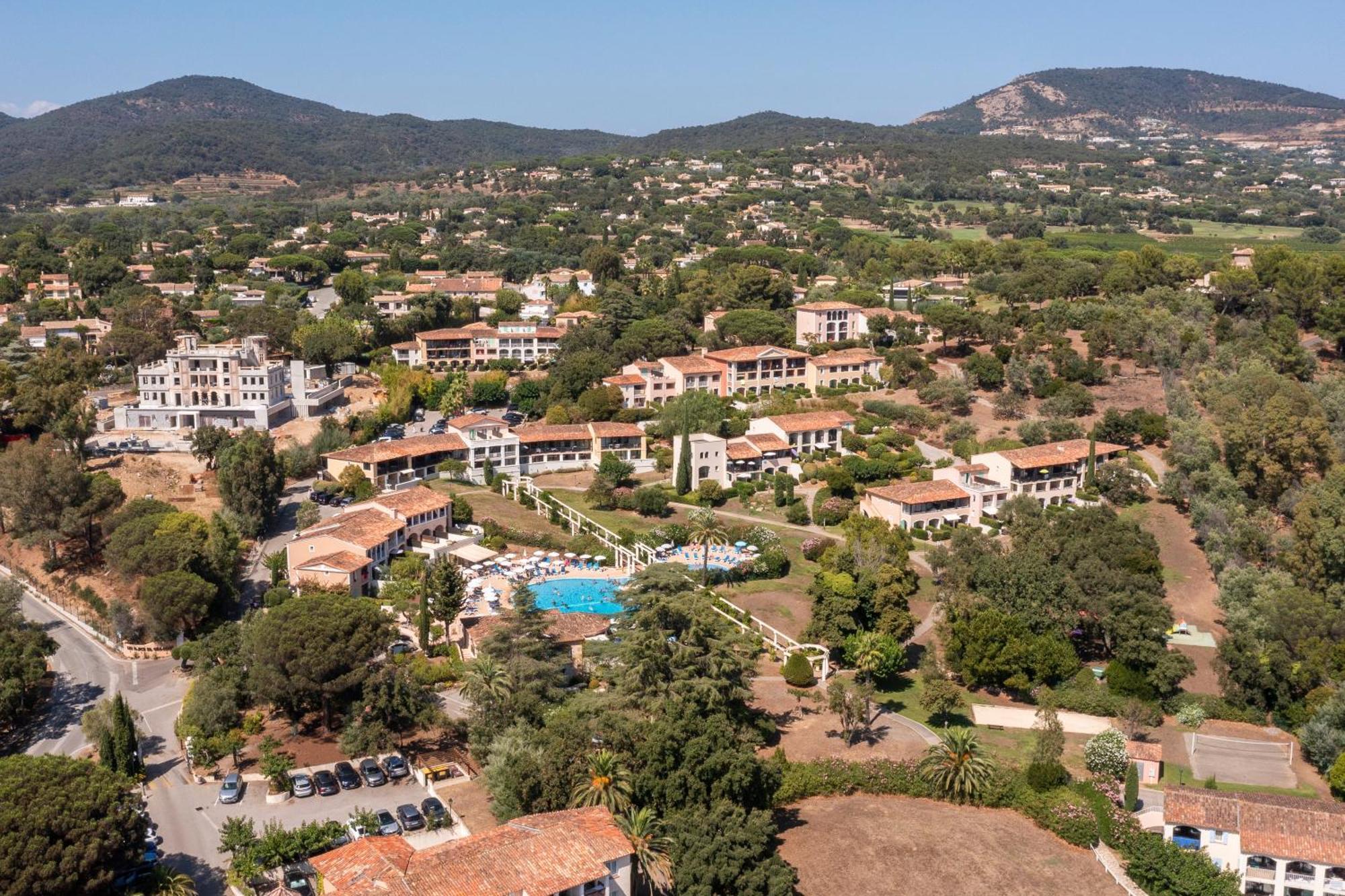 Appart hôtel Résidence Pierre&vacances Les Parcs De 3*