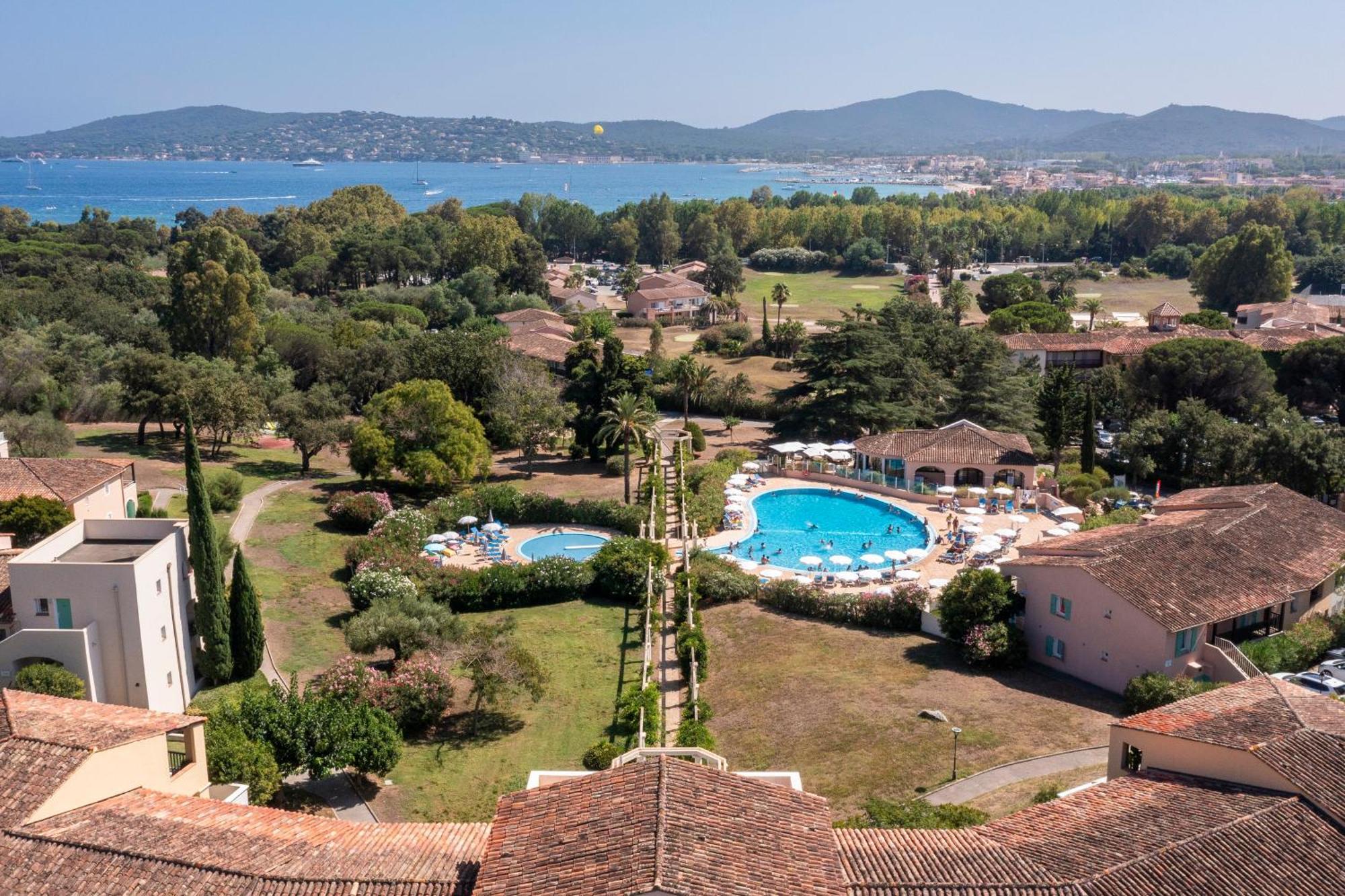 Résidence Pierre&vacances Les Parcs De Appart hôtel Grimaud