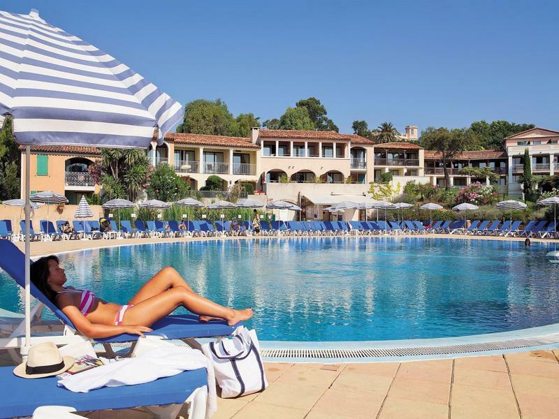 Résidence Pierre&vacances Les Parcs De Appart hôtel Grimaud